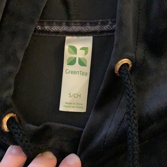Green Tea Velvet Hoodie - Picture 3 of 5